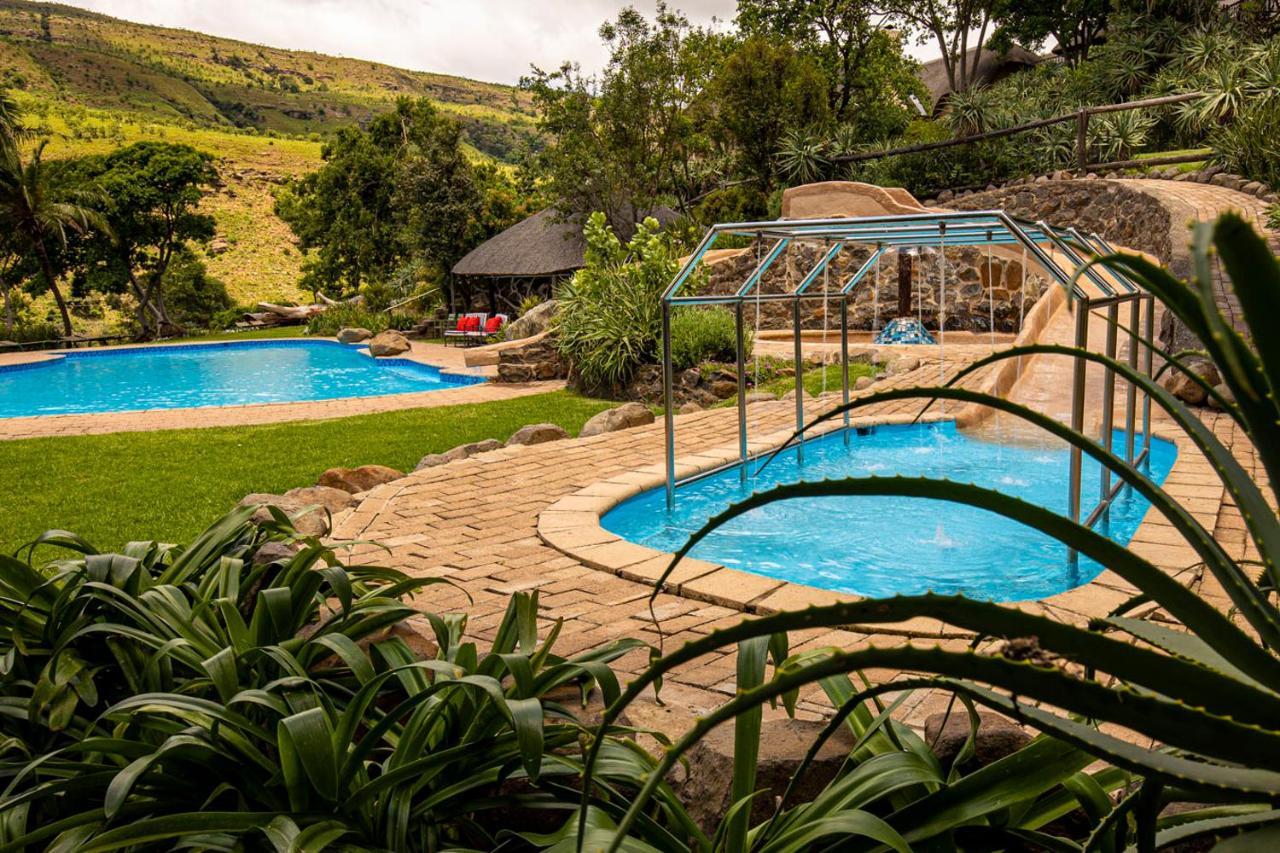 Cavern Resort & Spa 伯格维尔 外观 照片