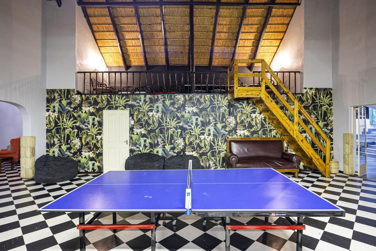Cavern Resort & Spa 伯格维尔 外观 照片