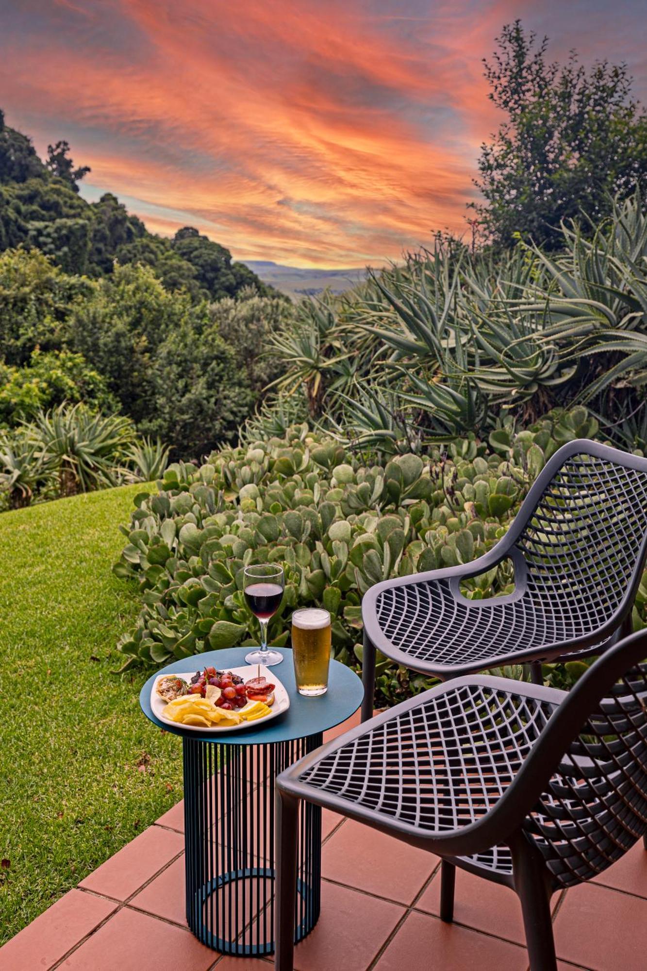 Cavern Resort & Spa 伯格维尔 外观 照片