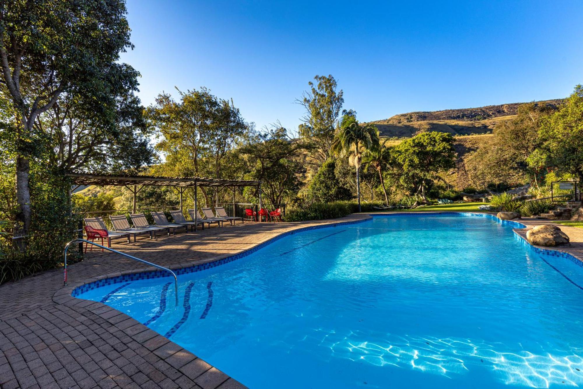 Cavern Resort & Spa 伯格维尔 外观 照片