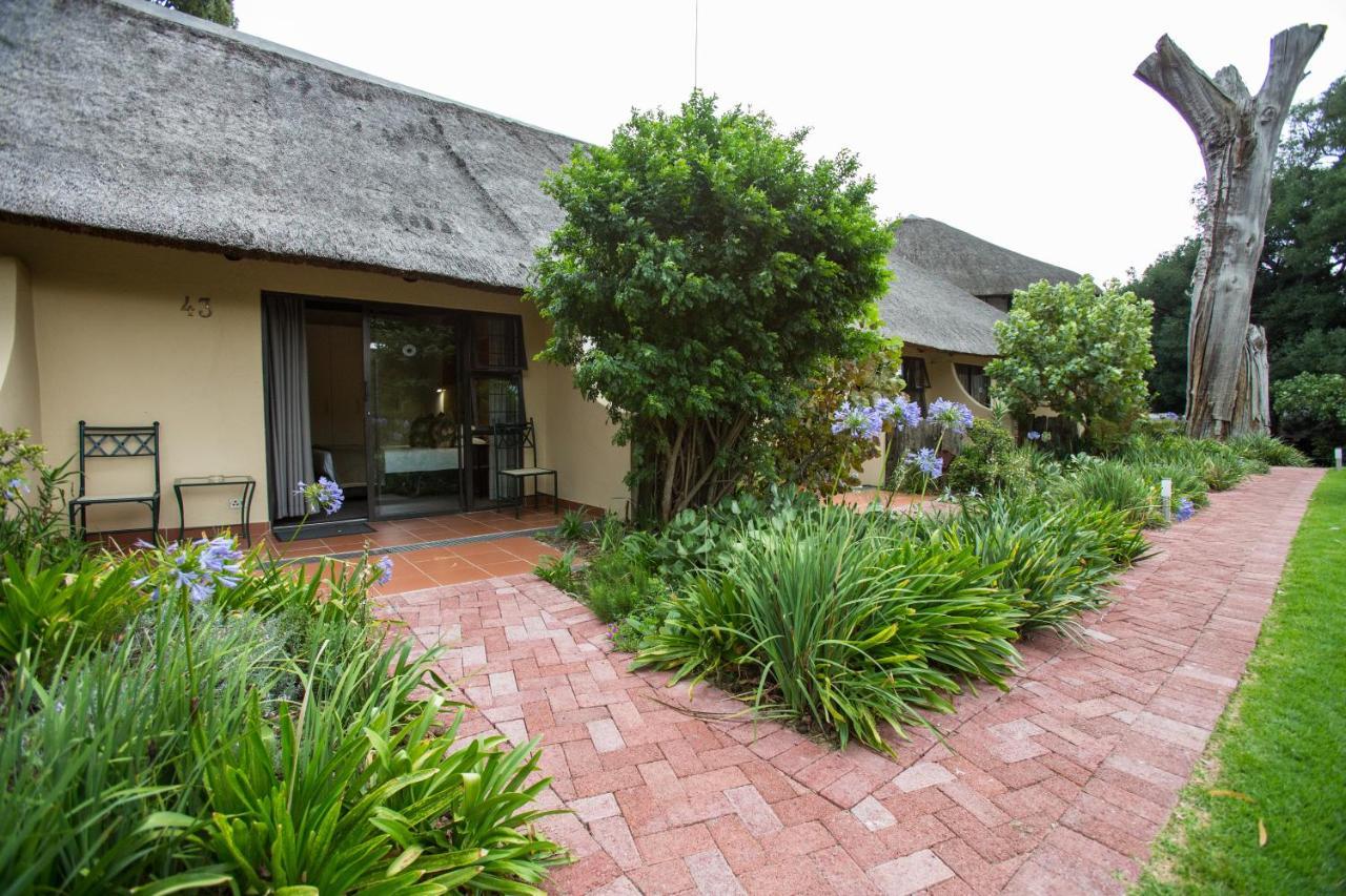 Cavern Resort & Spa 伯格维尔 外观 照片
